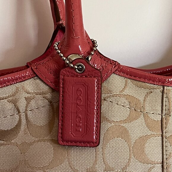 Coach Bleecker Archive Y2K Floral Appliqué Signature Canvas Tote - Picture 6 of 14